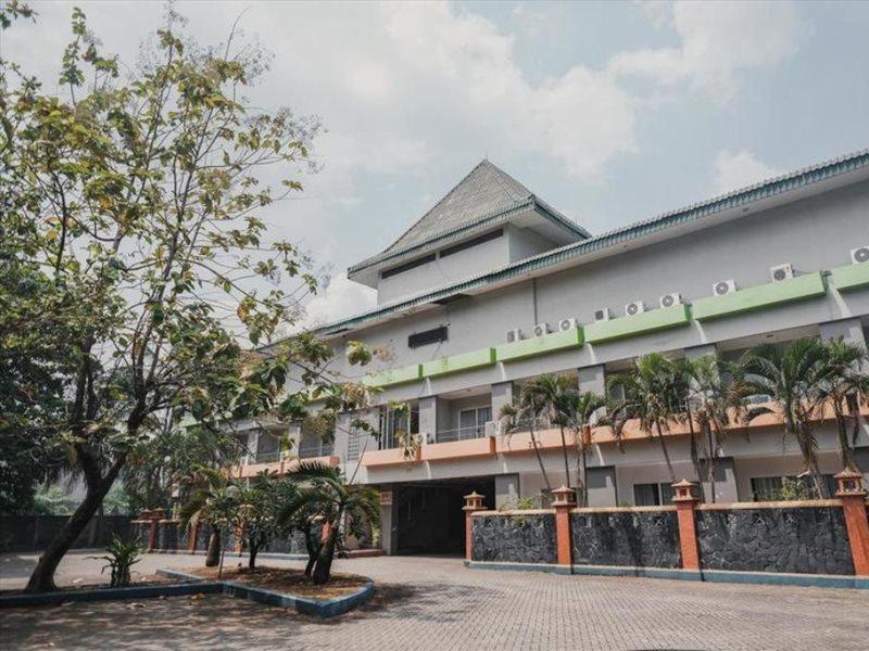 Reddoorz Plus Near Pelabuhan Merak Cilegon Ngoại thất bức ảnh