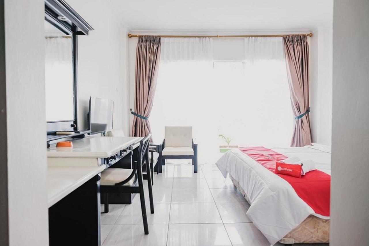 Reddoorz Plus Near Pelabuhan Merak Cilegon Ngoại thất bức ảnh